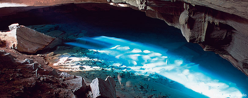 Pacote-de-Viagem-para-Brasil-Bahia-Chapada-Diamantina-Gruta-Azul.jpg