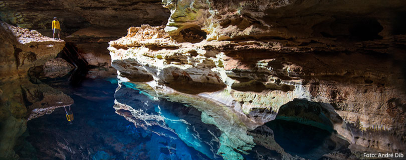 Pacote-de-Viagem-para-Brasil-Bahia-Chapada-Diamantina-Poço-Azul-00.jpg