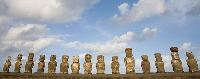 Pacote-de-Viagem-para-Chile-Ilha-de-Páscoa-Moais.jpg