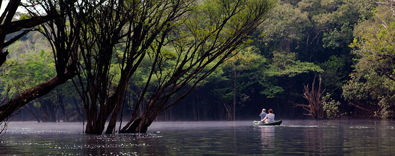 Pacote-de-Viagem-para-Manaus-Amazônia-Anavilhanas-Lodge-Canoagem.jpg